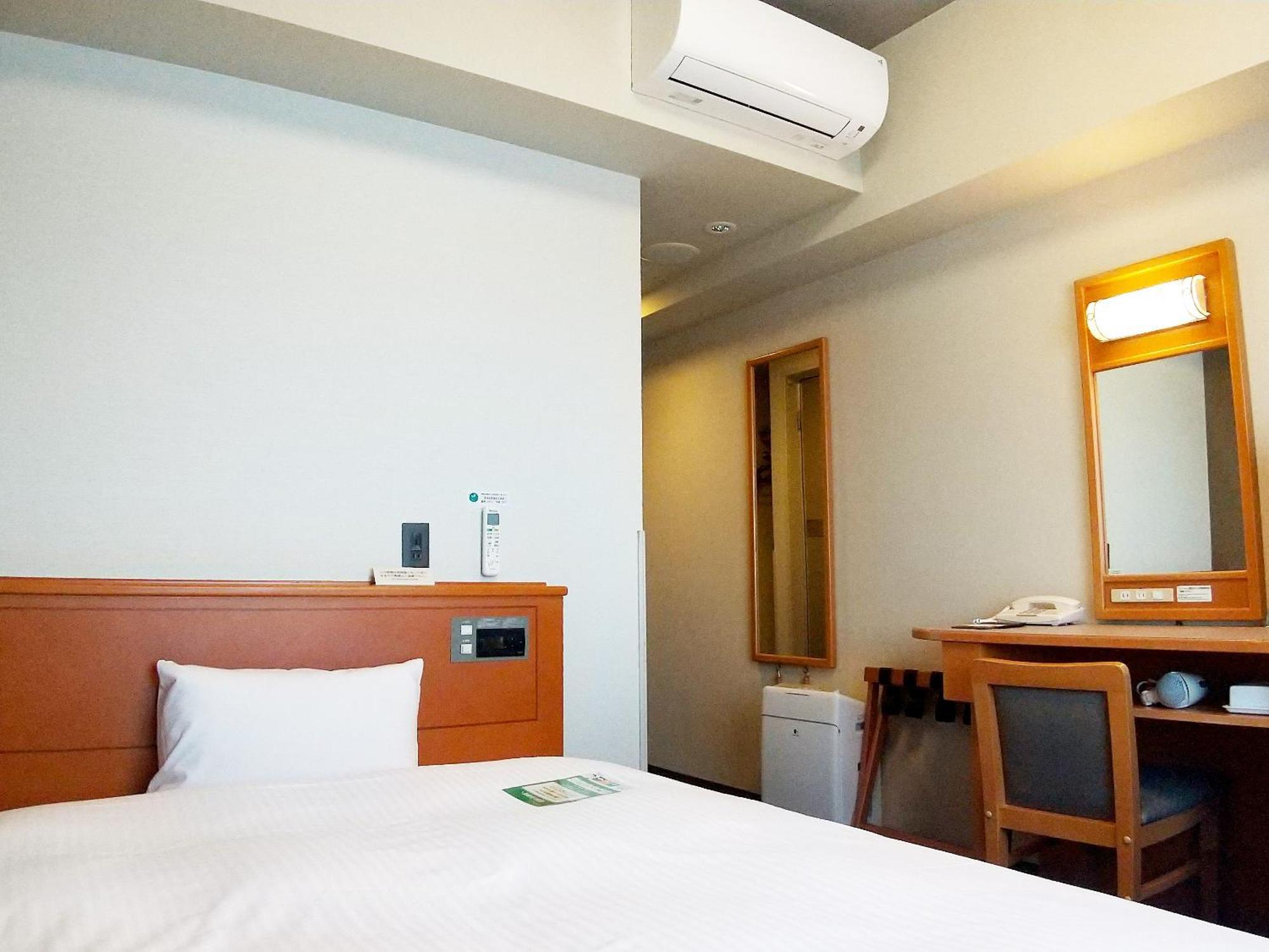 Hotel Route-Inn Niigata Kencho-Minami Dış mekan fotoğraf
